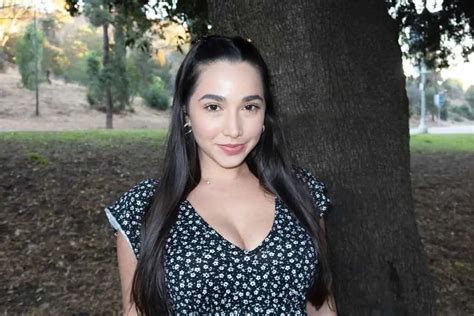 Karlee Grey Biography – Biography Explorer.